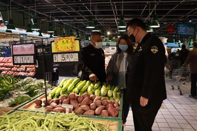 玉泉区:强化节前市场监管 确保市场秩序平稳运行